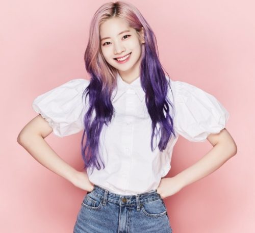 Twice トゥワイス のダヒョンの可愛い画像集 スタイルが良くて足が長い